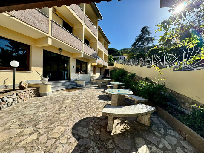 Exterior & Views 2, Hotel Fontalleccio, Livorno