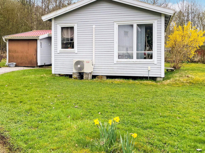 Exterior 3, 4 Person Holiday Home in Spekerod, Stenungsund