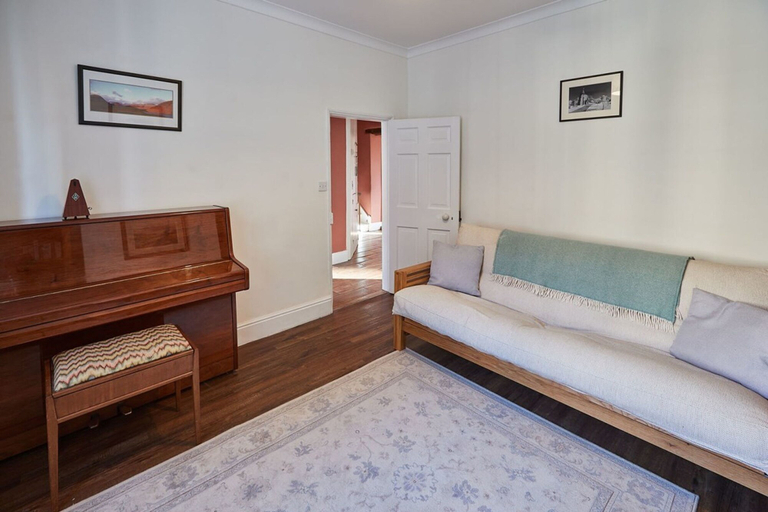 Bedroom 3, Host Stay Hall Garth, North Yorkshire
