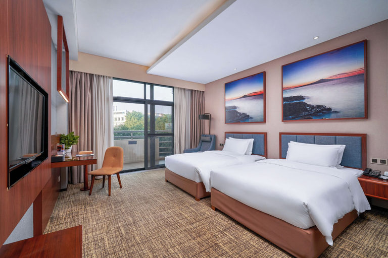 Bedroom 3, Ausotel Select Guangzhou Baiyun International Airport - Canton Fair courtesy shuttle bus from October 14 to November 4, Guangzhou