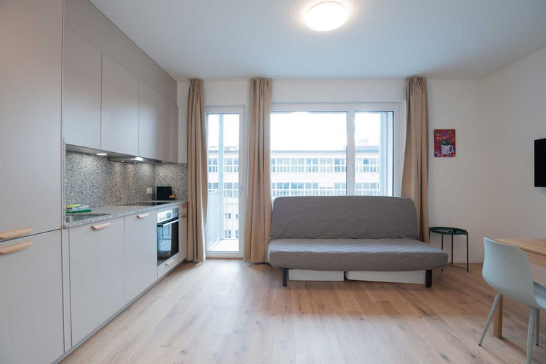 Others 5, Hitrental Letzigrund Apartments, Zürich