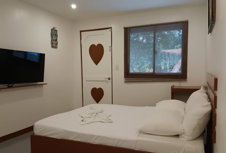 Bedroom 4, Nipa Hut Village, Loboc