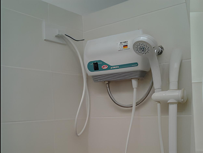 Bathroom 19