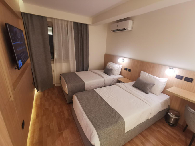 Bedroom 3, Green Plaza Inn, Alexandria