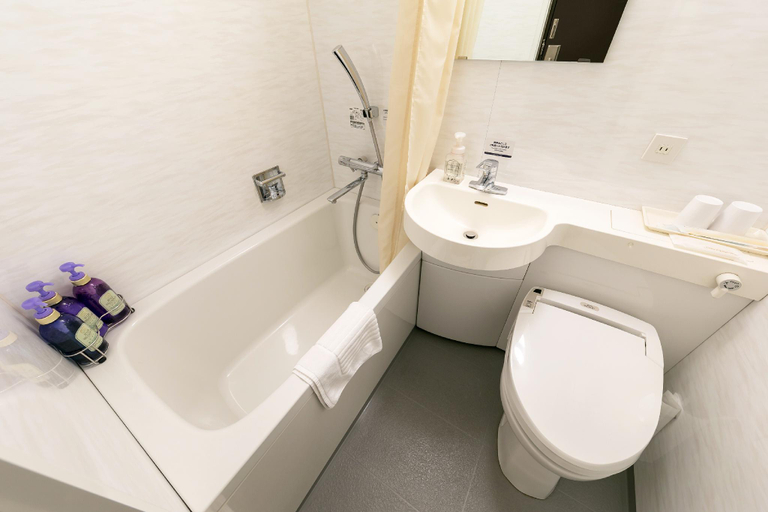 Bathroom 30