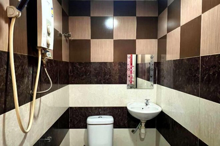 Bathroom 15