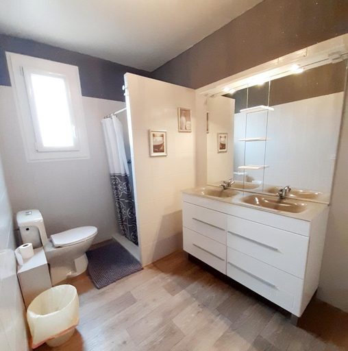 Bathroom 4, Domaine Le Mathi : gite Le Mas, Lot-et-Garonne