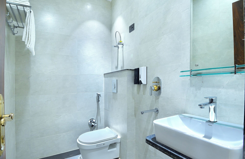 Bathroom 5, Nav Durga Guest House, Delhi