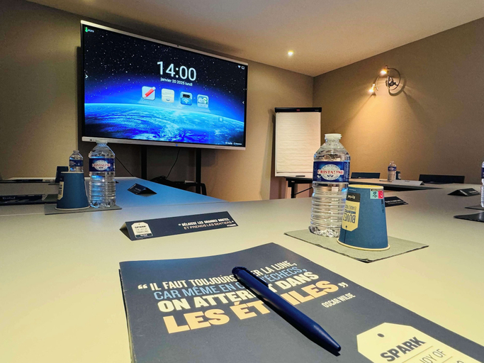 Business Facilities 1, Kyriad - Toulouse Roques, Haute-Garonne