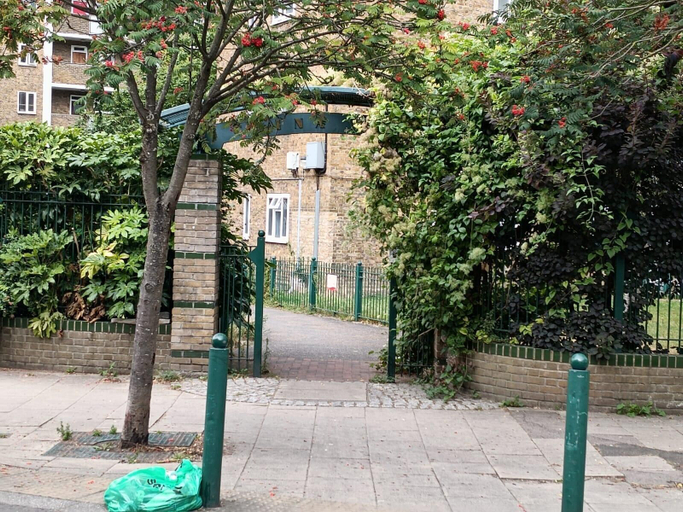 Others 5, The Lambeth Apartment, London