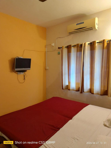Bedroom 2, Vasanthi kajal guest house, North Goa