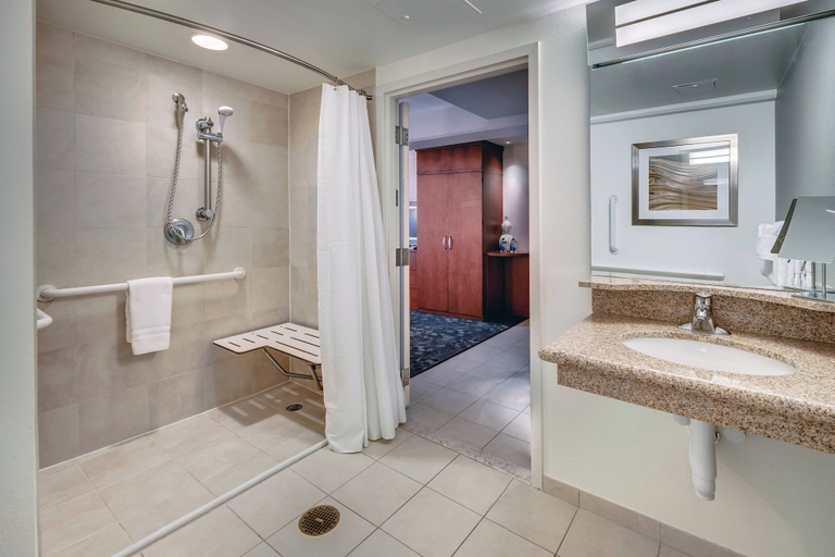 Bathroom 5, Courtyard by Marriott Jacksonville Beach Oceanfront, Duval