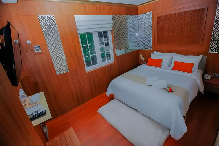 Bedroom 15