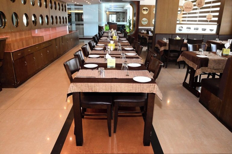Food & Drinks 5, The Mercy Luxury Business Hotel, Ernakulam