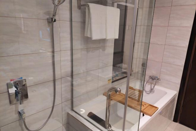 Bathroom 7