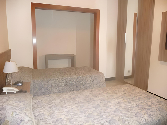 Bedroom 10