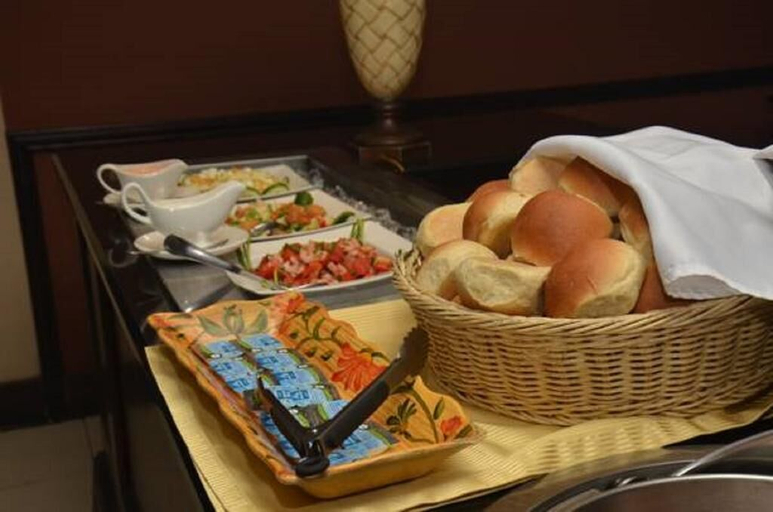Food & Drinks 5, Blue Lodge Hotel, Oshodi/Isolo