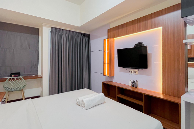 Bedroom 2, Scenic Studio Apt @ Vida View Makassar By Travelio, Makassar