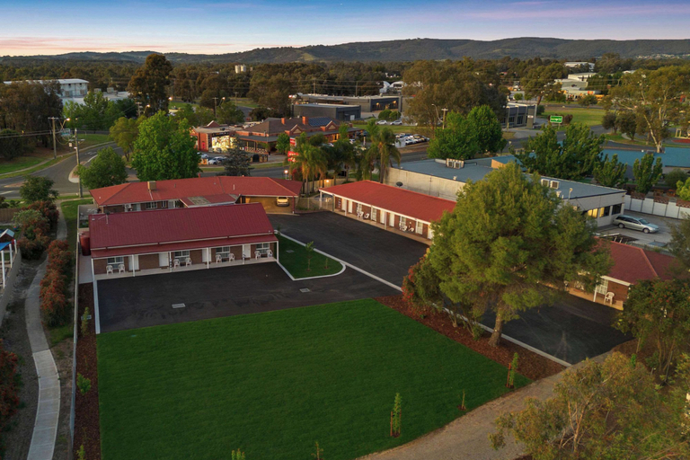 Exterior & Views 2, Econo Lodge Border Gateway Wodonga, Wodonga