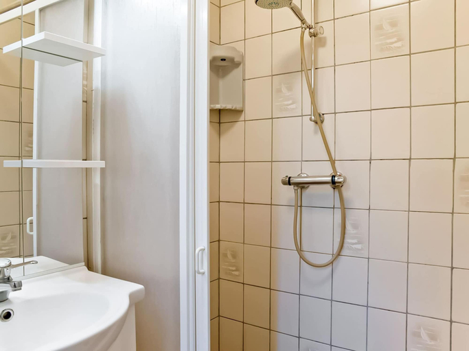 Bathroom 4, A Small Studio of a Nature Stone House, Liège