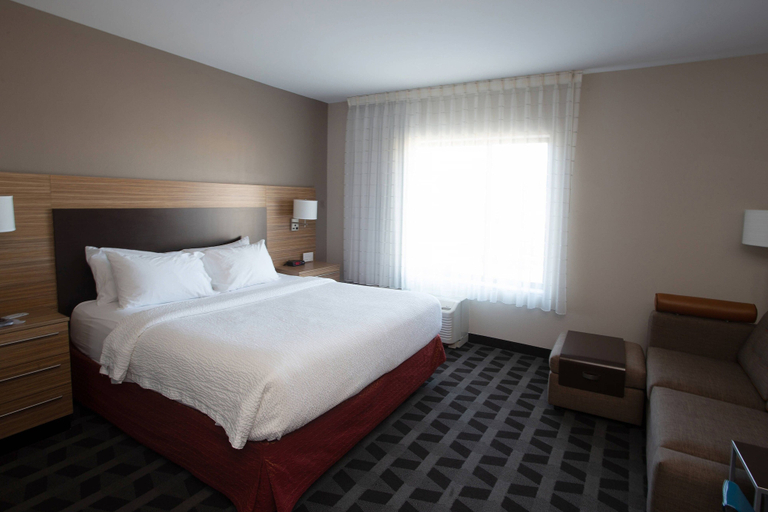 Bedroom 3, Towneplace Suites Southern Pines Aberdeen, Moore
