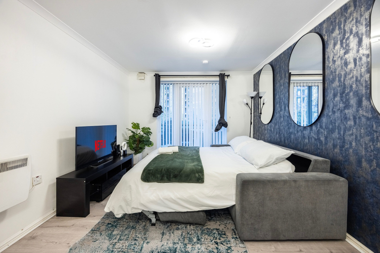 Room 2, London Oasis Apartment Escape, London