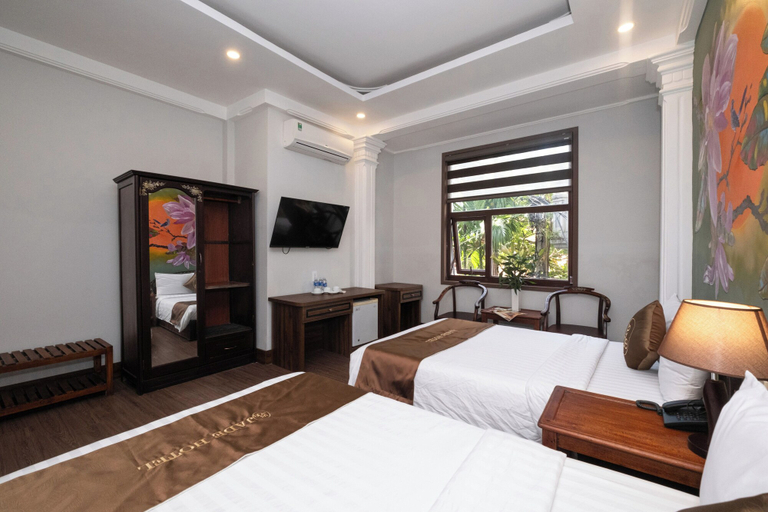Bedroom 9