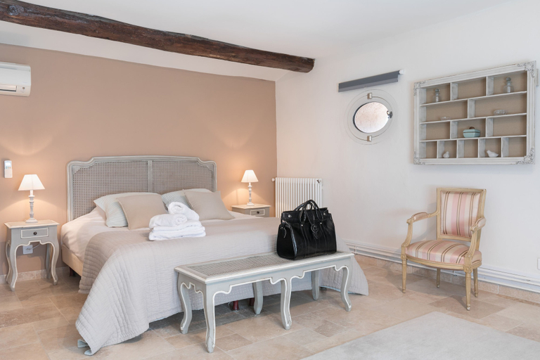 Bedroom 3, Château des Bertrands, Var