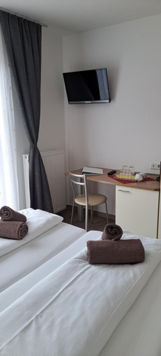 Bedroom 2, Gastehaus Steger, Zell am See