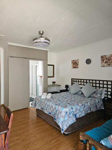 Others 4, Garden Corner Guesthouse, Sedibeng