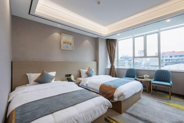 Bedroom 9