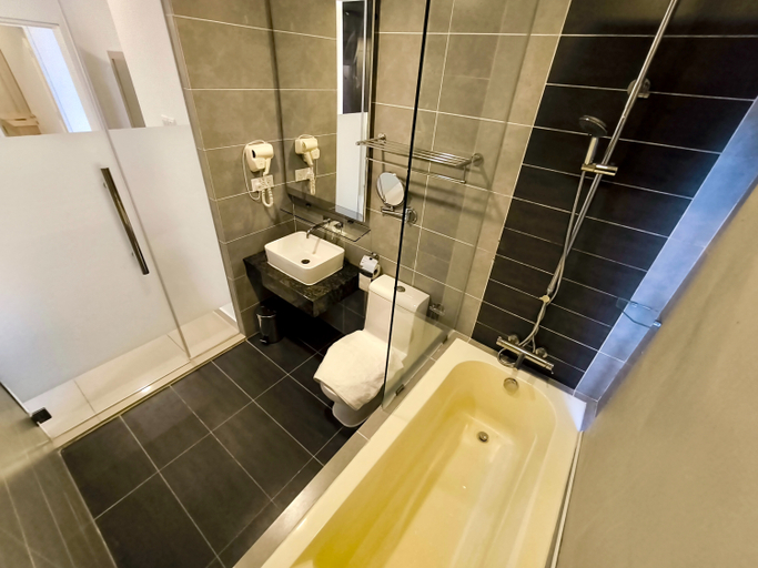 Bathroom 6