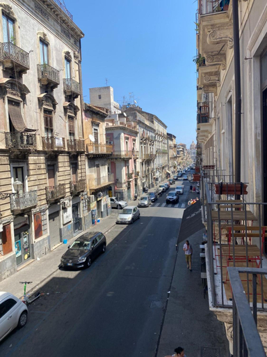 Others 2, Art in Center, Catania