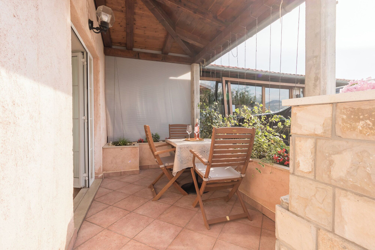 Others 5, Apartments Lotea, Konavle