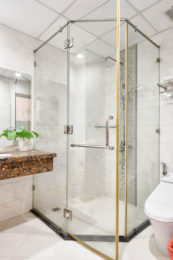Bathroom 7