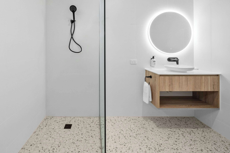 Bathroom 4