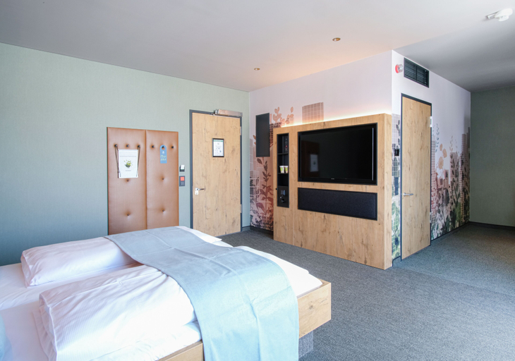 Bedroom 4, RiKu HOTEL Göppingen, Göppingen