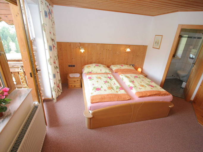 Bedroom 2, Sauna Apartment in Schladming, Liezen