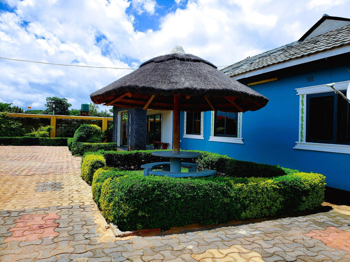 Exterior & Views 2, Sweet Retreat Lusaka with Backup Power, Lusaka