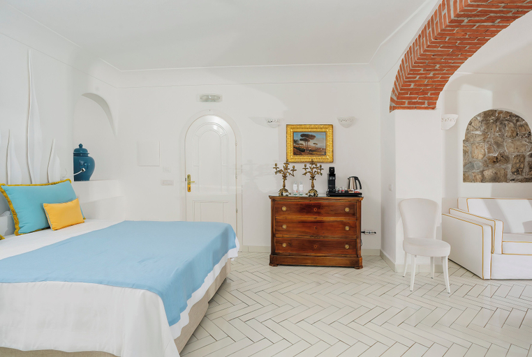 Bedroom 3, Hotel Le Agavi, Salerno