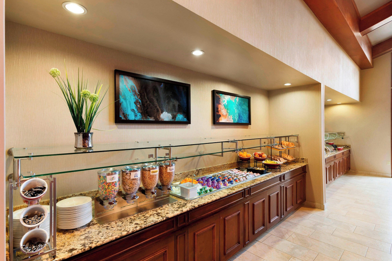 Food & Drinks 4, Residence Inn Marriott Joplin, Newton