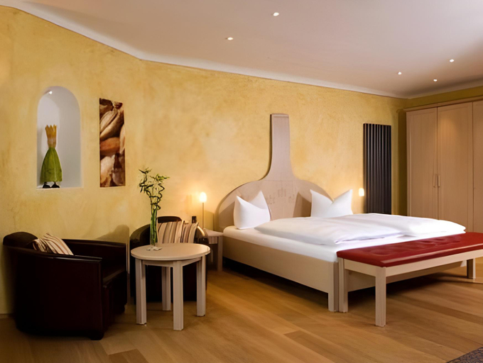 Bedroom 6