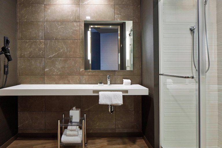 Bathroom 3, AC Hotel by Marriott Columbus Dublin, Franklin
