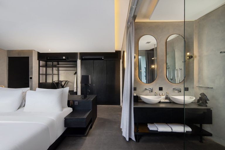 Bedroom 26