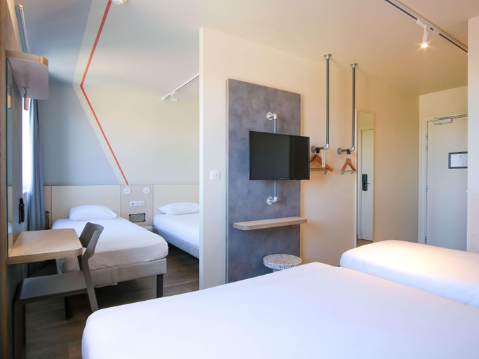 Bedroom 2, Ibis Budget Toulouse Labège, Haute-Garonne