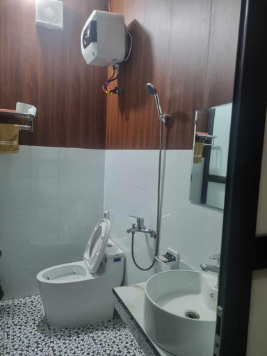 Bathroom, Shan Tea Homestay, Hà Giang