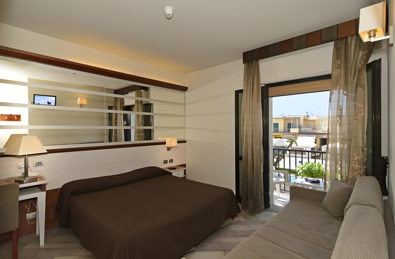 Bedroom 10