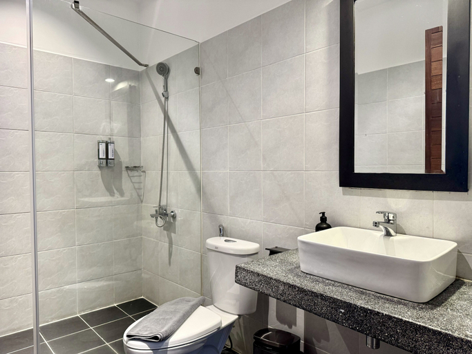 Bathroom 2