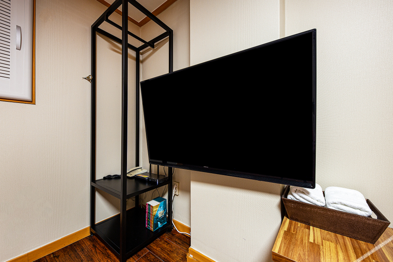 Others 5, Anseong Hotel Plein, Ansoeng