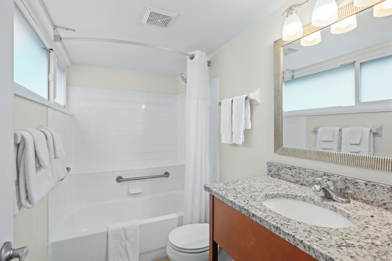 Bathroom 4, Tropic Sun Towers, Volusia